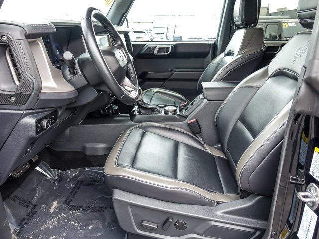 Certified 2025 Ford Bronco Outer Banks AWD/4WD image 13