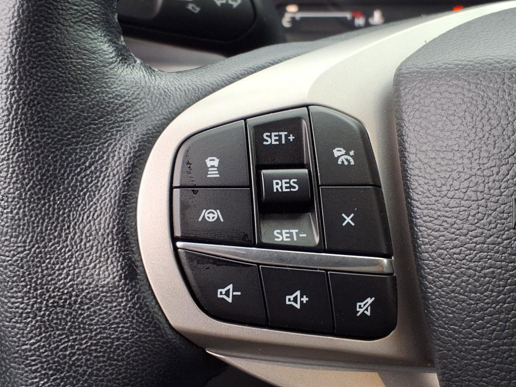 Certified 2022 Ford Explorer XLT w/ Equipment Group 202A image 23