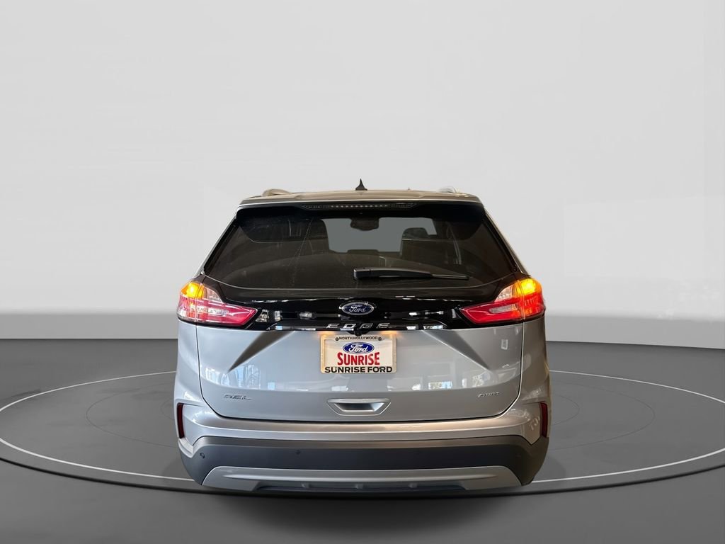 Certified 2024 Ford Edge SEL w/ Convenience Package image 3