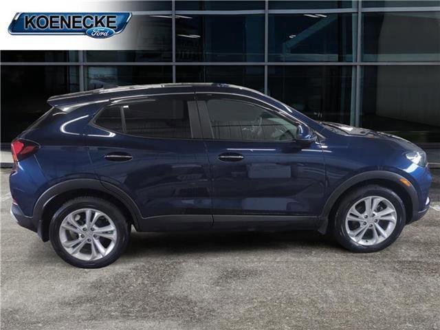 Used 2022 Buick Encore GX Preferred image 2