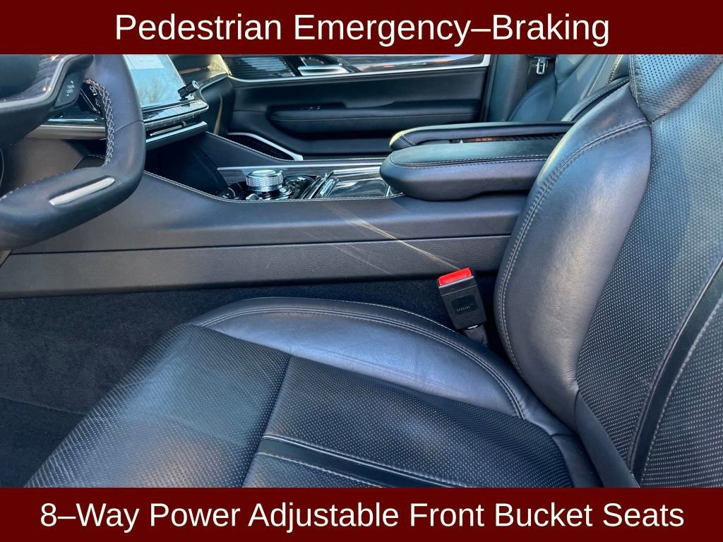 Used 2022 Jeep Wagoneer Series III w/ Flexible Seating Group image 21