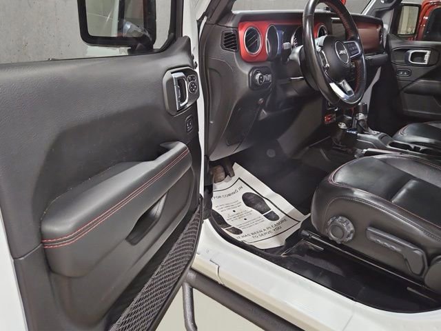 Used 2021 Jeep Gladiator Rubicon AWD/4WD image 12