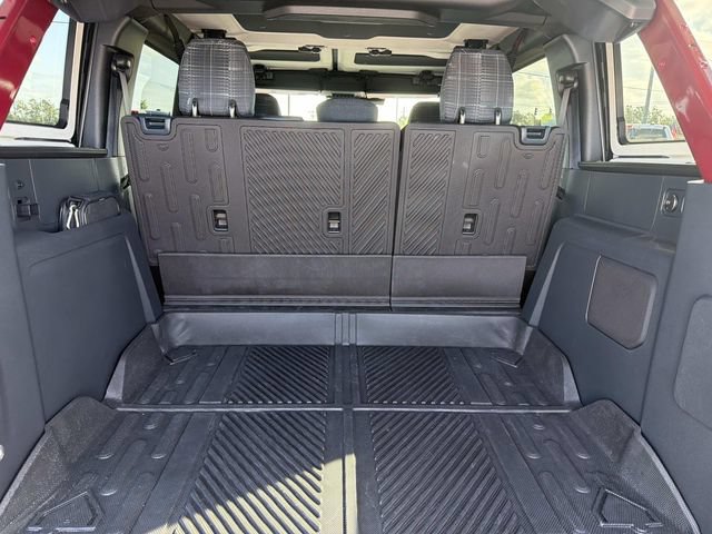 Certified 2025 Ford Bronco Heritage Edition AWD/4WD image 18