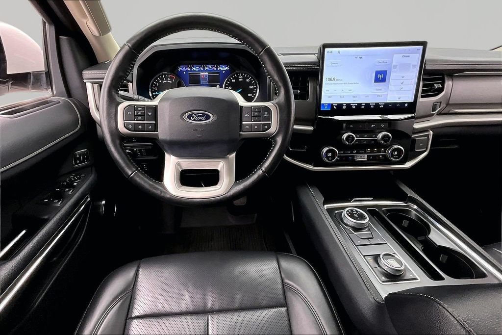 Certified 2024 Ford Expedition XLT AWD/4WD image 5