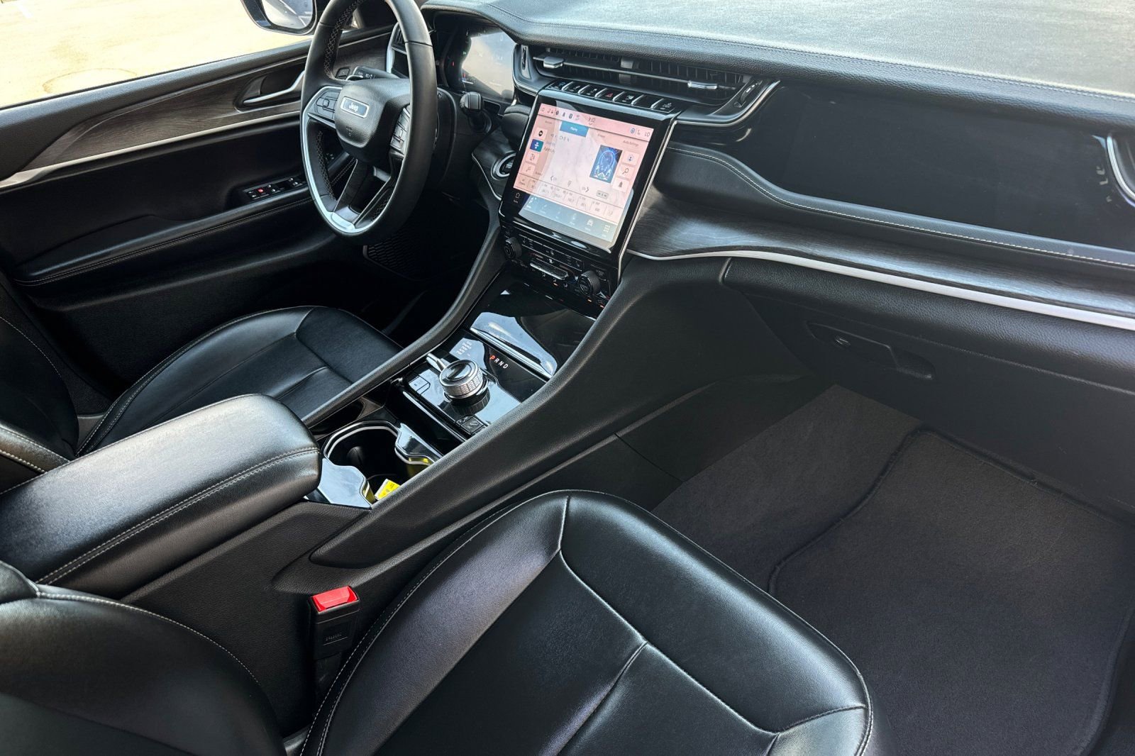 Used 2023 Jeep Grand Cherokee 4WD 4xe image 16