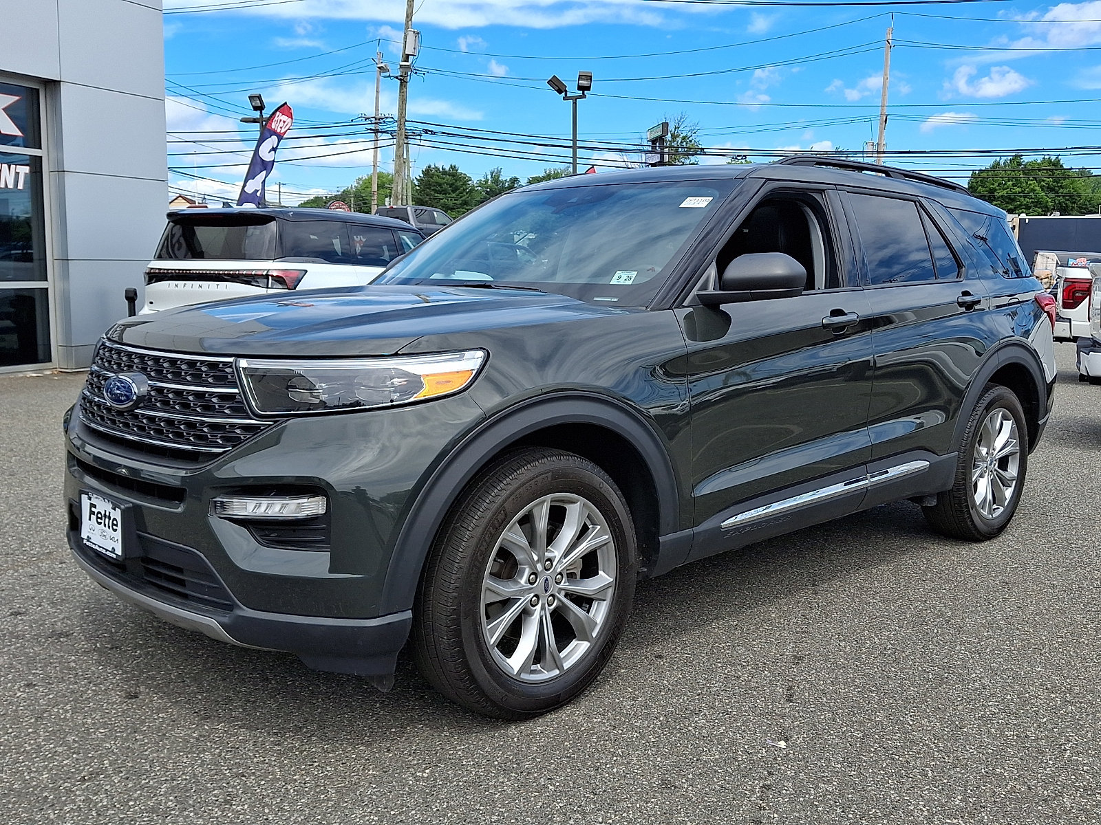 Certified 2023 Ford Explorer XLT w/ Equipment Group 202A