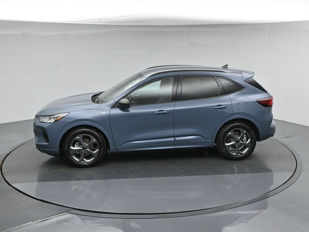 Certified 2024 Ford Escape ST-Line w/ Tech Pack #1 FWD image 41