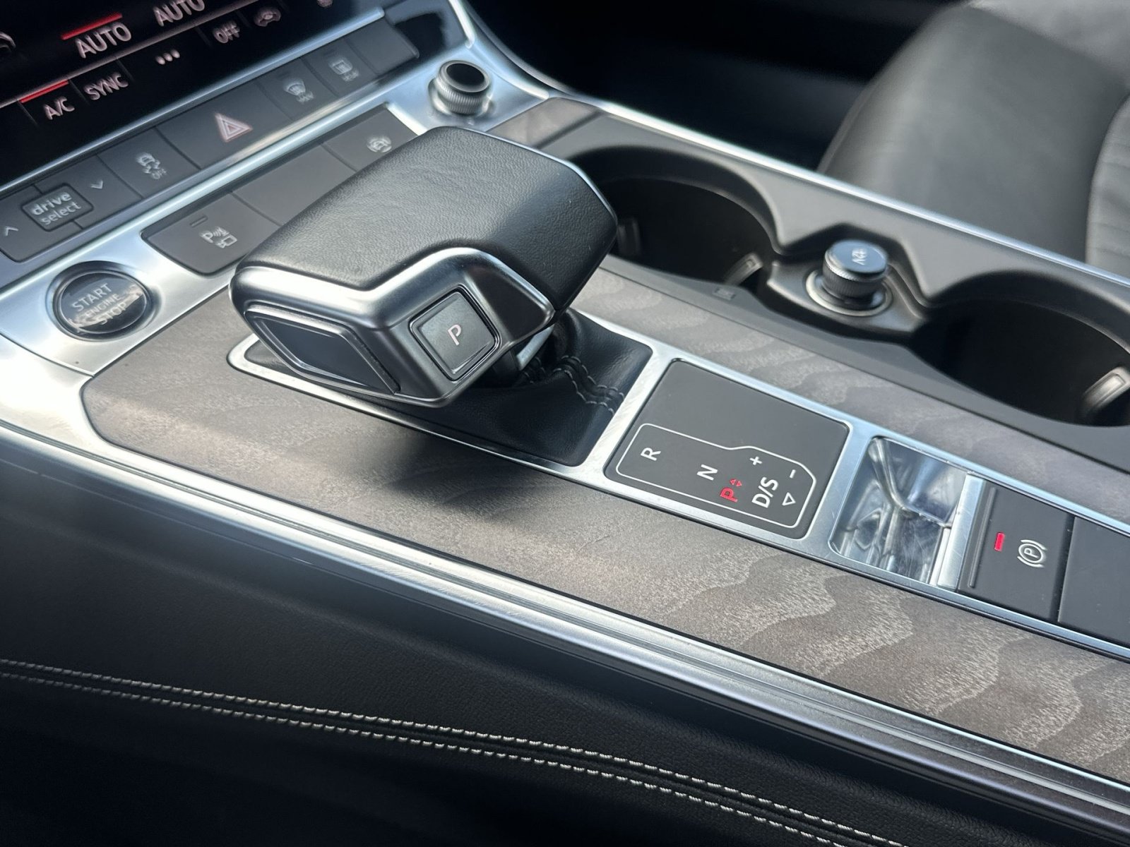 Used 2024 Audi A6 Premium Plus AWD/4WD image 30