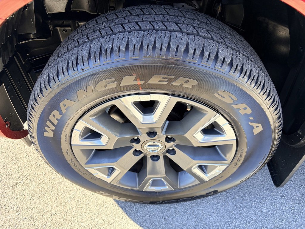 Used 2021 Nissan Titan Platinum Reserve w/ Moonroof Package image 37