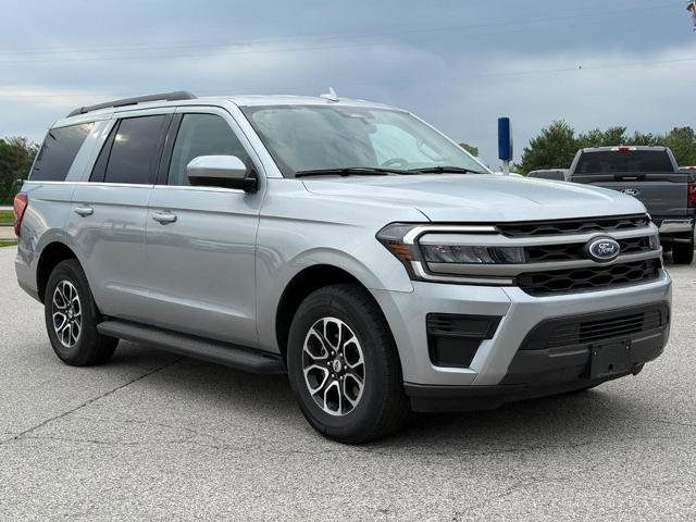 Certified 2024 Ford Expedition XLT RWD image 8