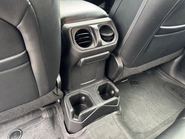 Used 2023 Jeep Wrangler Unlimited Sport AWD/4WD image 18