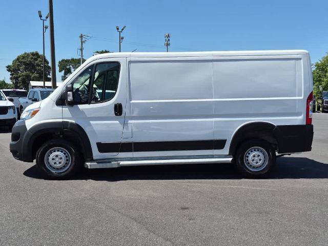 Used 2025 RAM ProMaster 2500 w/ U-Haul Equipment Group FWD image 5