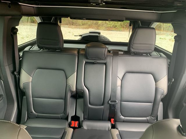 Certified 2025 Ford Bronco Outer Banks AWD/4WD image 39