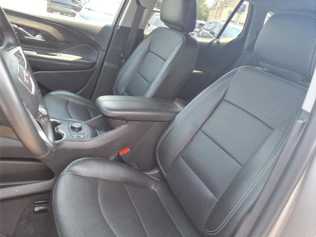 Used 2024 GMC Terrain SLT image 11
