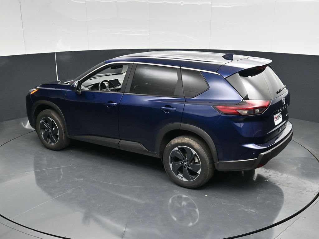 Used 2025 Nissan Rogue SV AWD/4WD image 50