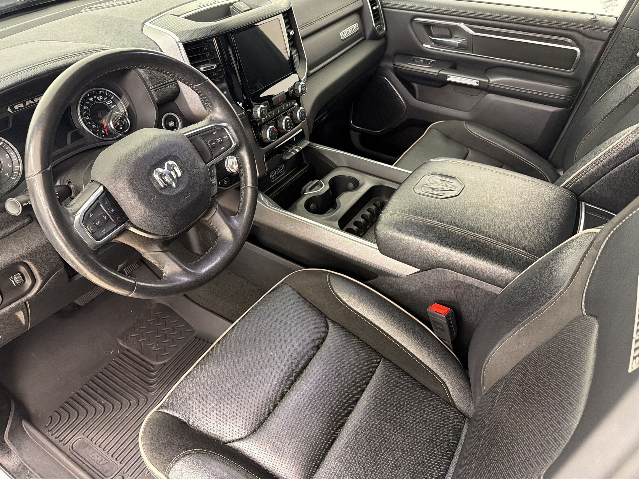 Used 2024 RAM 1500 Laramie RWD image 4