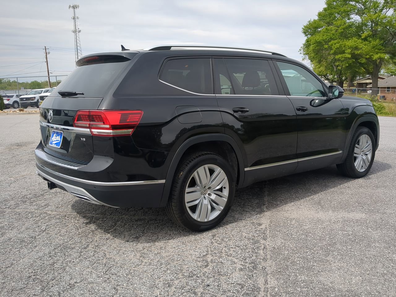 Used 2019 Volkswagen Atlas SEL FWD image 4