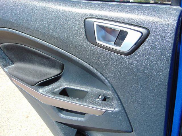 Certified 2019 Ford EcoSport SE image 23