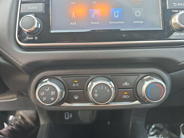 Used 2024 Nissan Versa S w/ Trunk Package FWD image 18