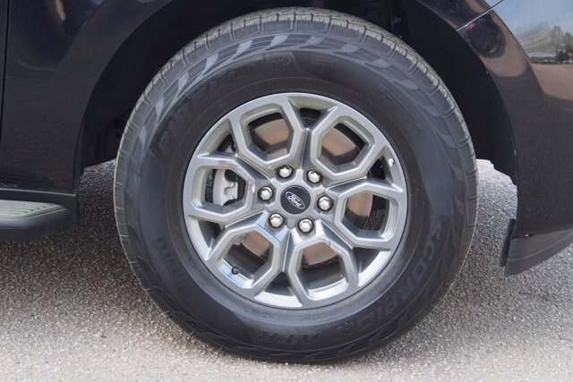 Certified 2025 Ford Expedition Max Active RWD image 9