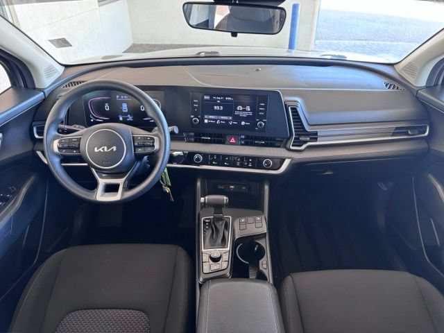 Used 2024 Kia Sportage LX AWD/4WD image 12