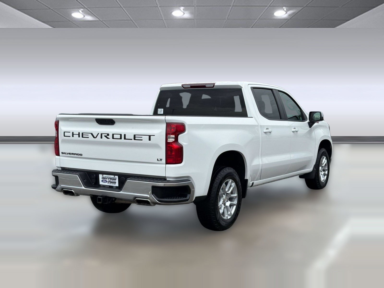 Used 2023 Chevrolet Silverado 1500 LT AWD/4WD image 9