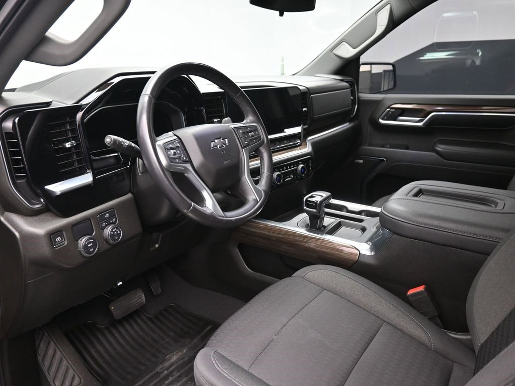 Used 2022 Chevrolet Silverado 1500 RST w/ Convenience Package II image 19