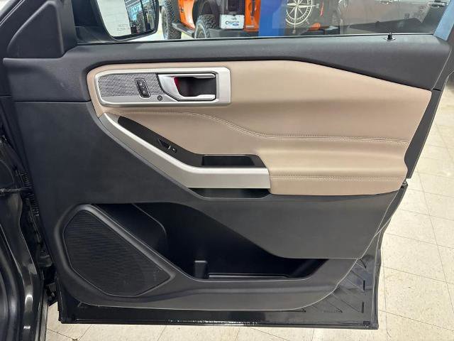 Certified 2023 Ford Explorer Limited w/ Equipment Group 301A image 16