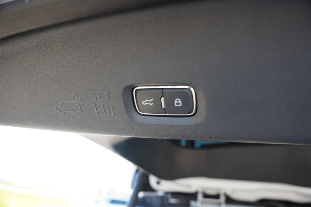 Certified 2025 Ford Expedition Platinum AWD/4WD image 25