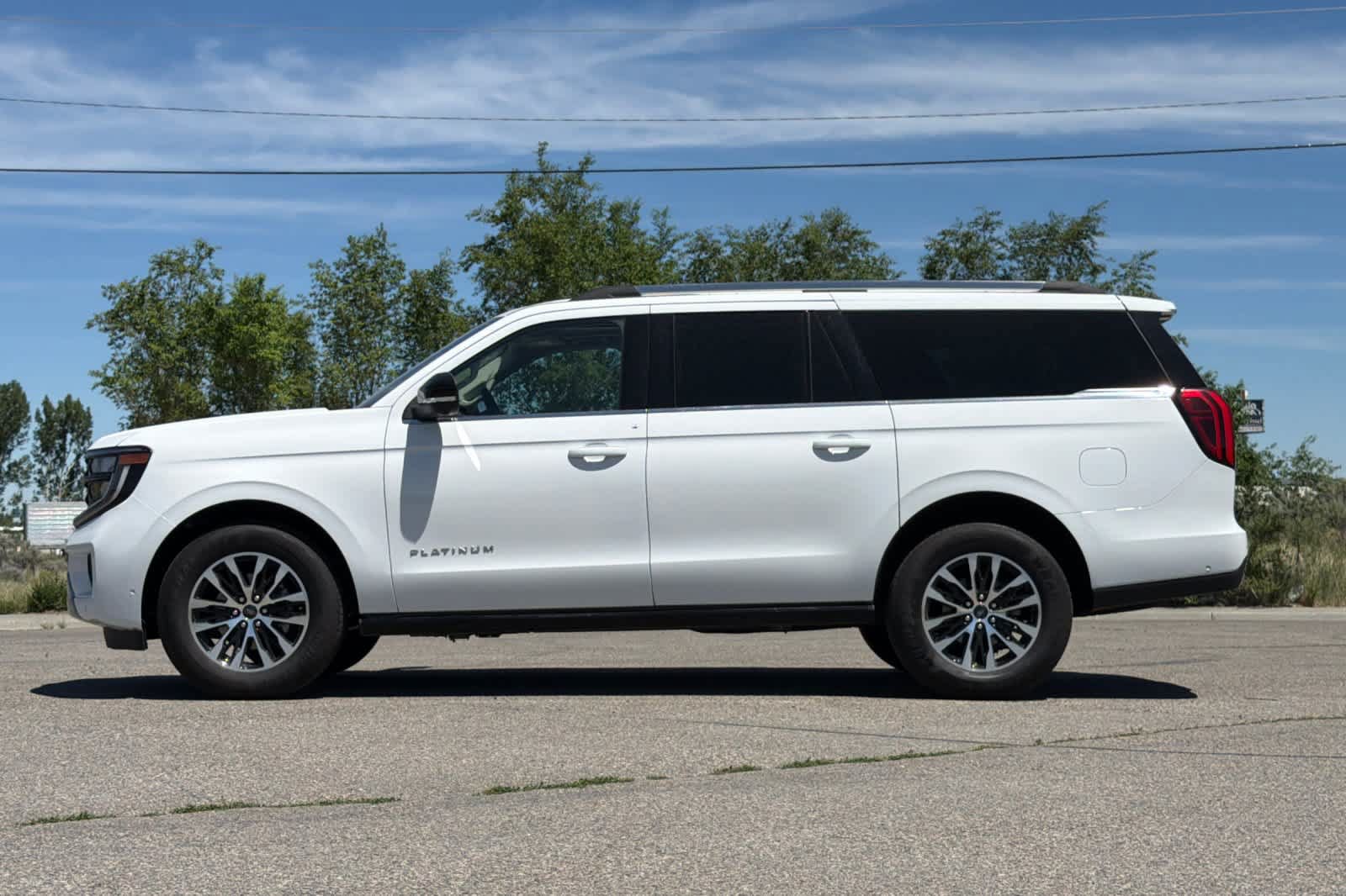 Certified 2025 Ford Expedition Max Platinum AWD/4WD image 5