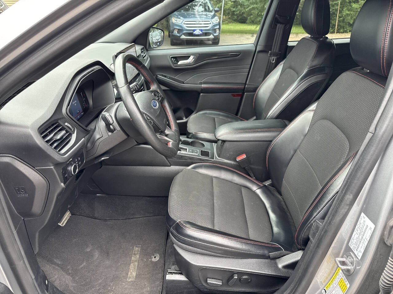 Certified 2023 Ford Escape ST-Line w/ Tech Pack #1 FWD image 14