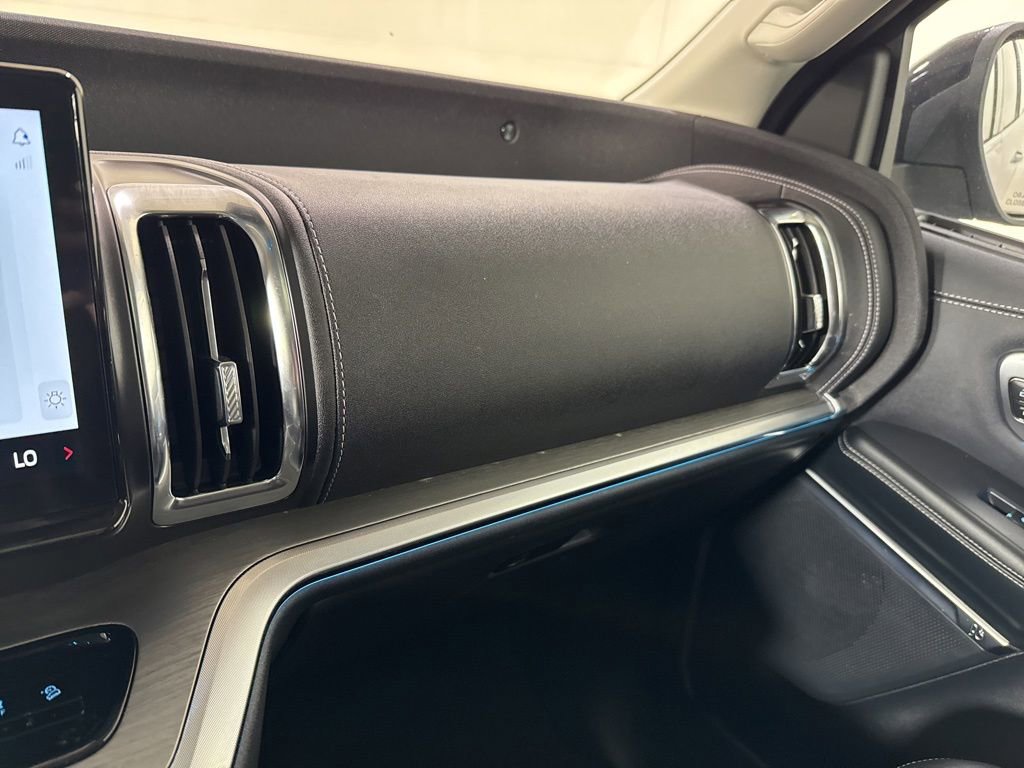 Certified 2025 Ford Expedition Platinum AWD/4WD image 33