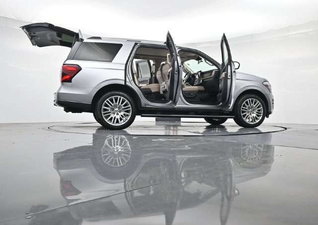Certified 2024 Ford Expedition Limited RWD image 57