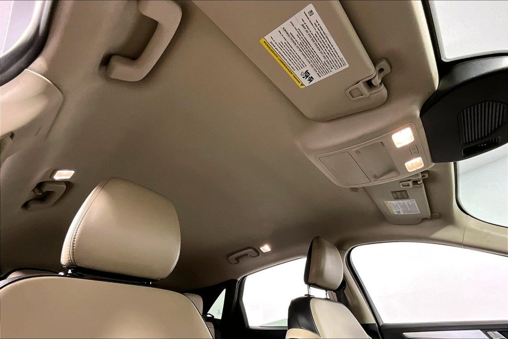 Certified 2020 Ford Escape SEL FWD image 22