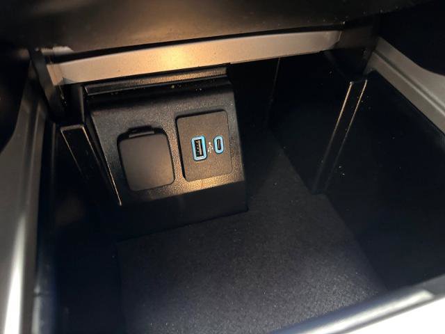 Certified 2022 Ford Explorer XLT image 21