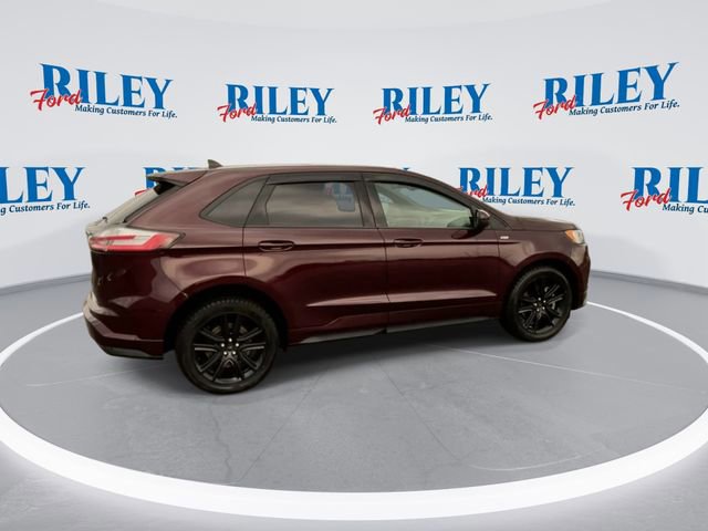 Certified 2022 Ford Edge ST-Line w/ Class II Trailer Tow Package image 6