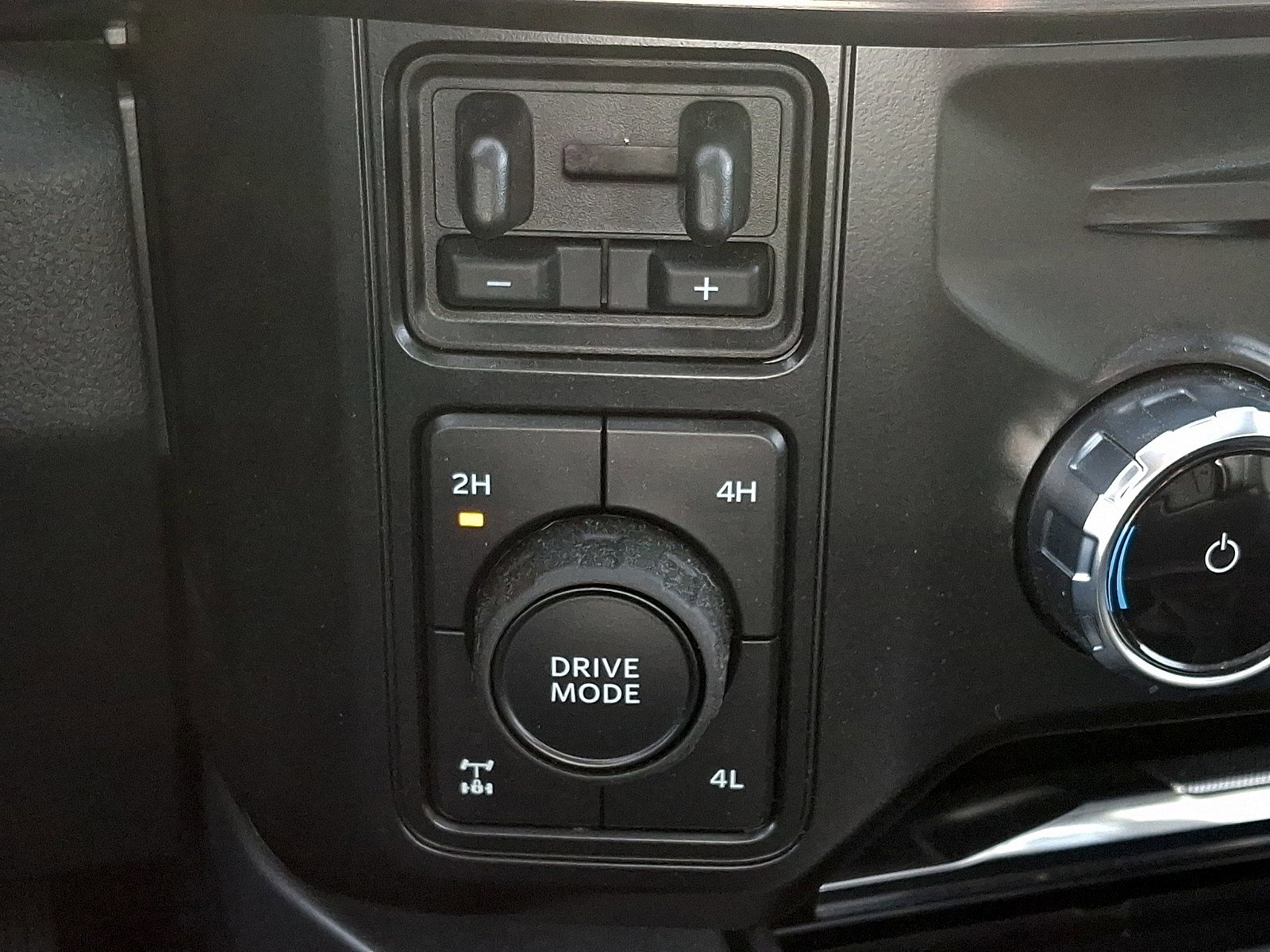 Certified 2026 Ford F350 Lariat AWD/4WD image 22