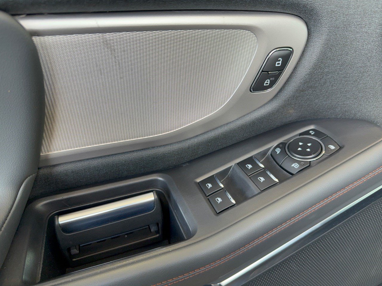 Certified 2025 Ford Expedition Active AWD/4WD image 15