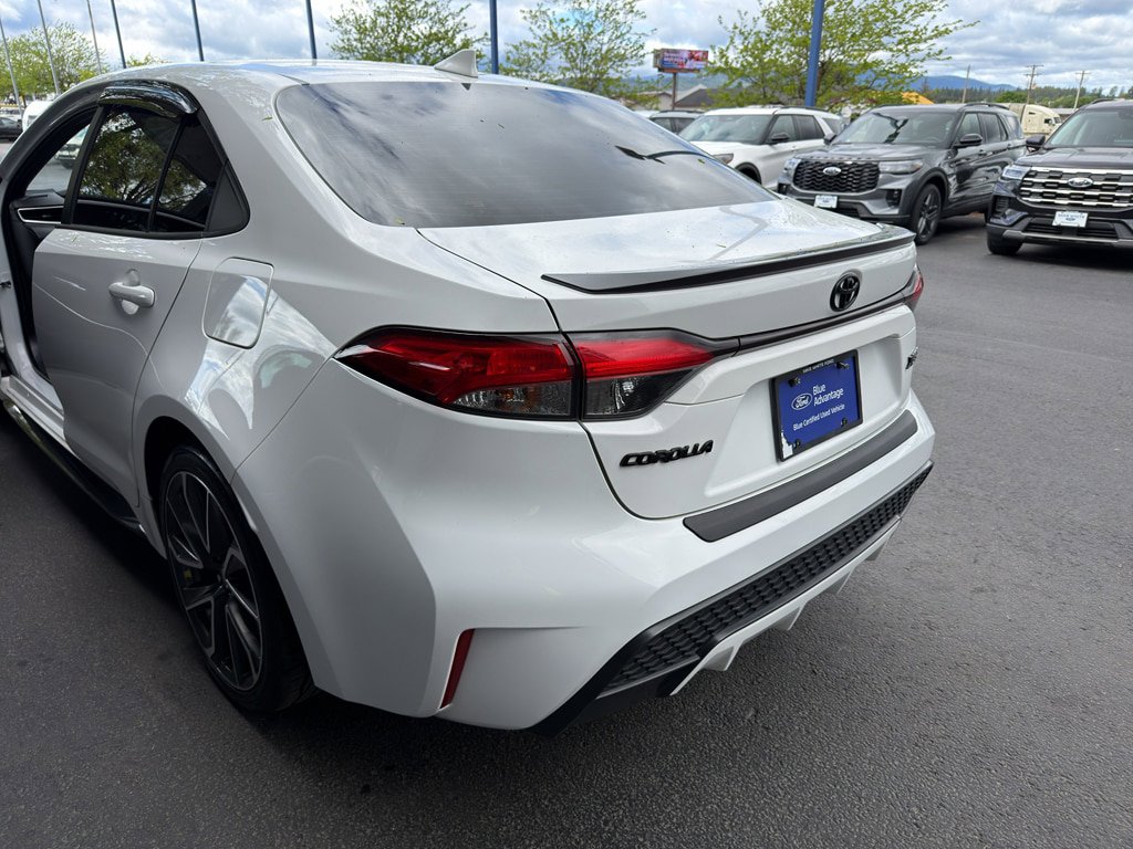 Used 2022 Toyota Corolla XSE FWD image 14