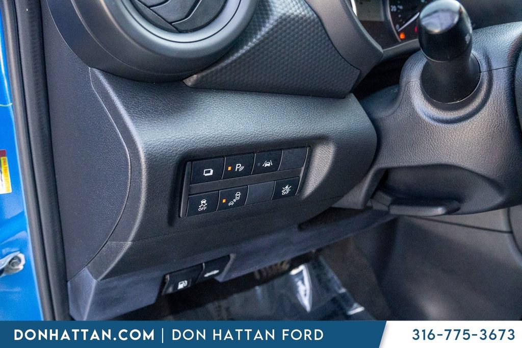 Used 2022 Nissan Kicks S FWD image 14