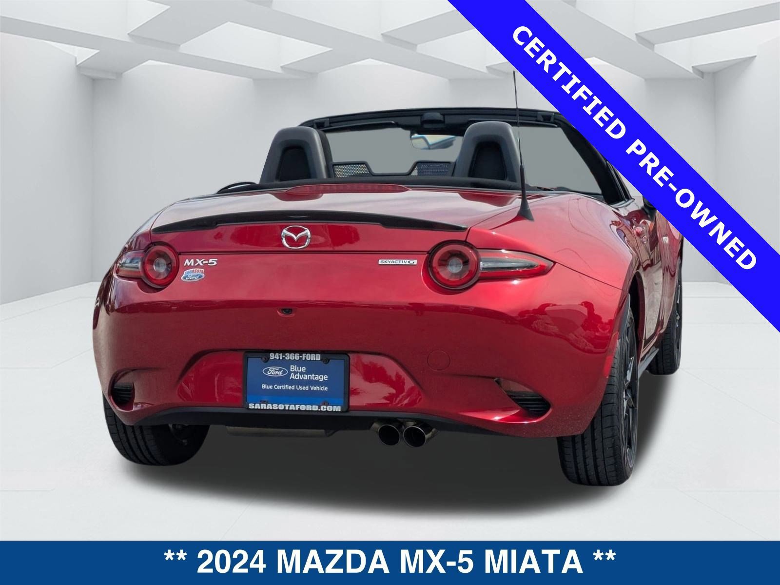Used 2024 MAZDA MX-5 Miata Sport image 4