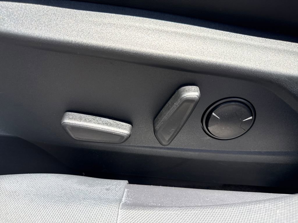 Certified 2025 Ford Mustang Mach-E Premium RWD image 26