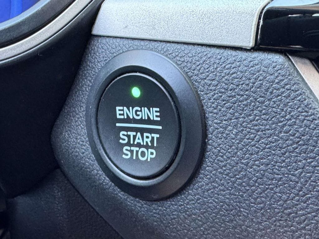 Certified 2021 Ford Escape SEL w/ Technology Package AWD/4WD image 8