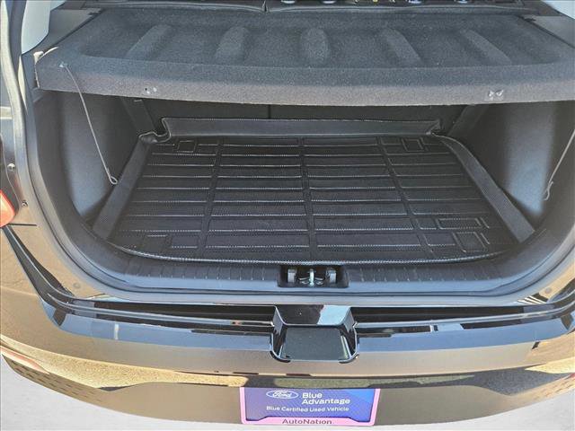 Used 2023 Hyundai Venue SEL FWD image 6