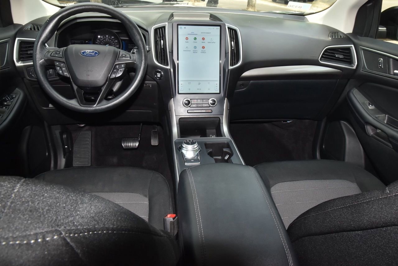 Certified 2023 Ford Edge SE w/ Black Appearance Package image 17