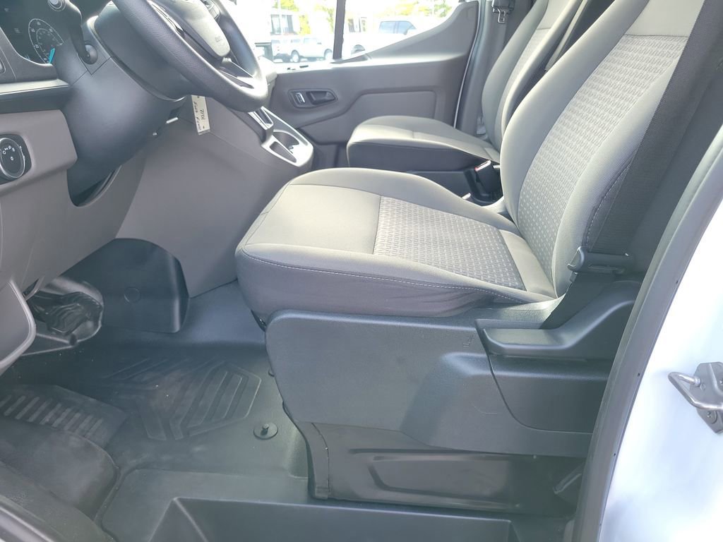Certified 2024 Ford Transit 350 XLT image 15