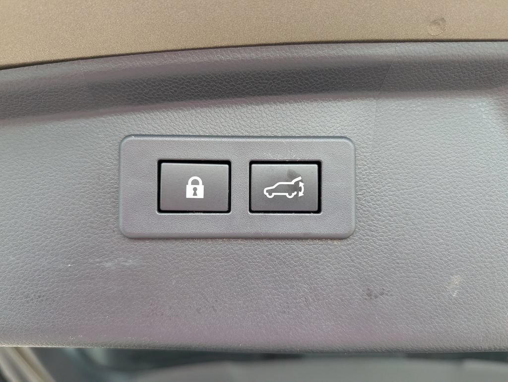 Used 2020 Subaru Outback Touring XT AWD/4WD image 30