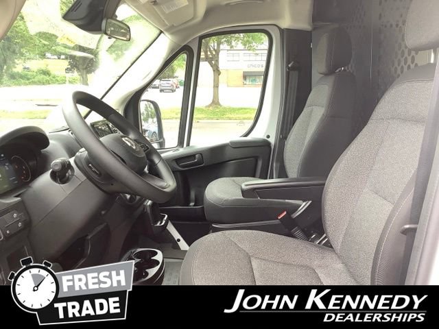 Used 2025 RAM ProMaster 2500 w/ U-Haul Equipment Group FWD image 9