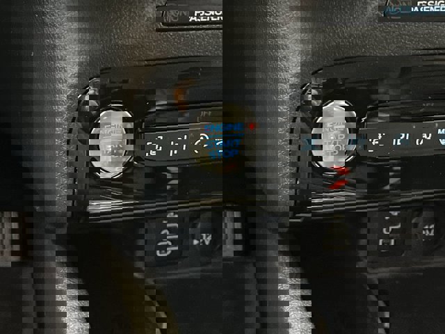 Certified 2024 Ford Escape Platinum image 28