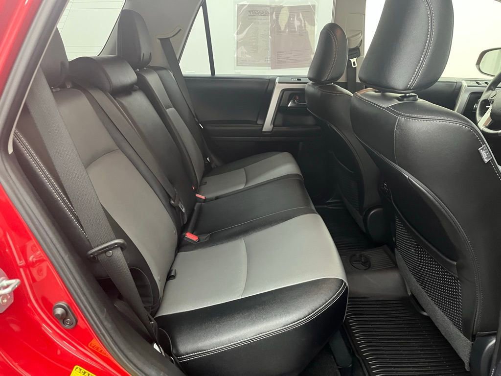 Used 2024 Toyota 4Runner SR5 Premium image 30